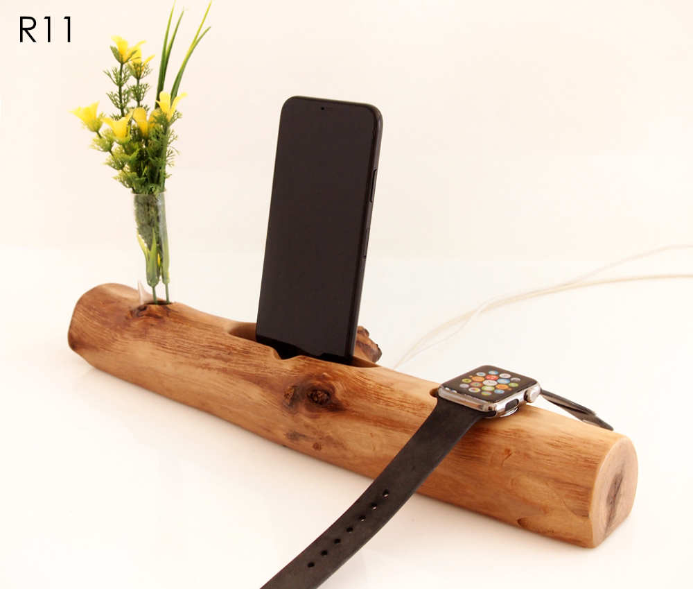 dual dock with vase